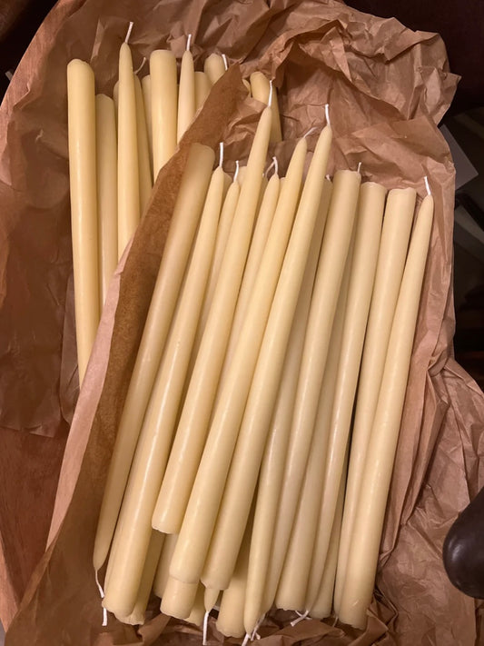 Luksuriøse 34 cm stakelys elfenbenshvite
